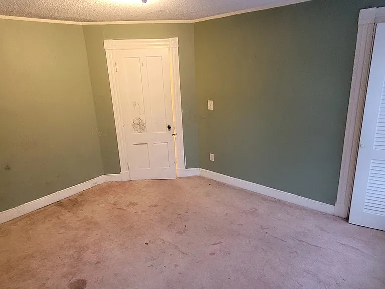Master Bedroom Left