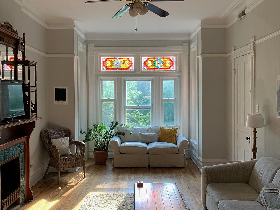 1st image of 1513 N Hoyne Ave #2
