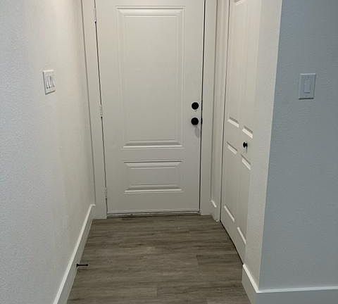 4th image of 3630 Colony Dr