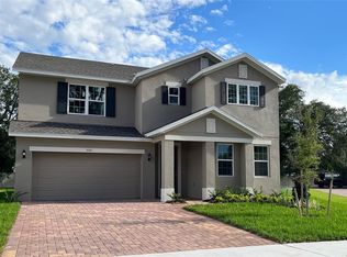 555 Darshire Ave, Eustis, FL 32736