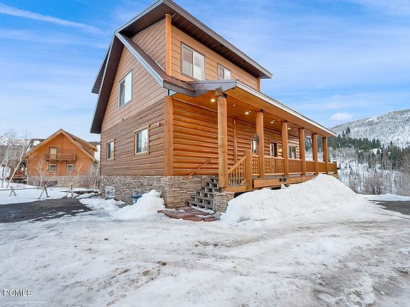 3rd image of 9888 Deer Creek Dr