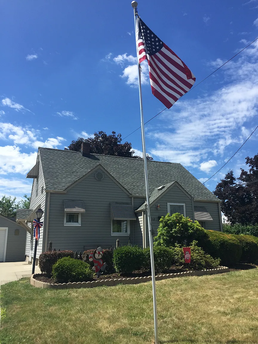 112 Helena Dr photo 1