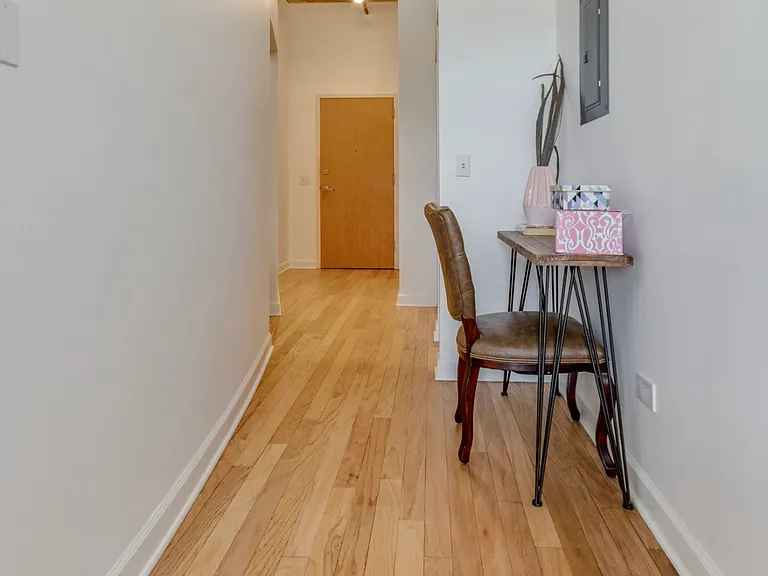 111 S Morgan St — Photo 13