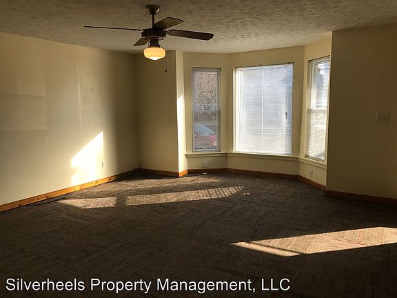 4th image of 329 Franklin St