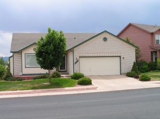 6750 Bear Tooth Dr, Colorado Springs, CO 80923