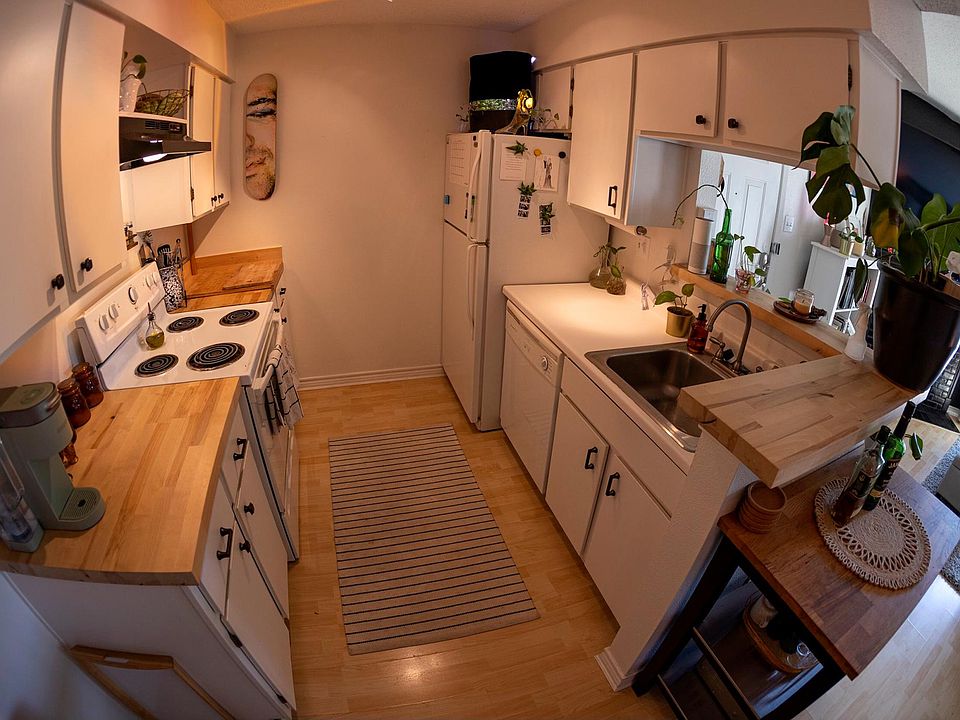 1st image of 114 E 31st St APT 308