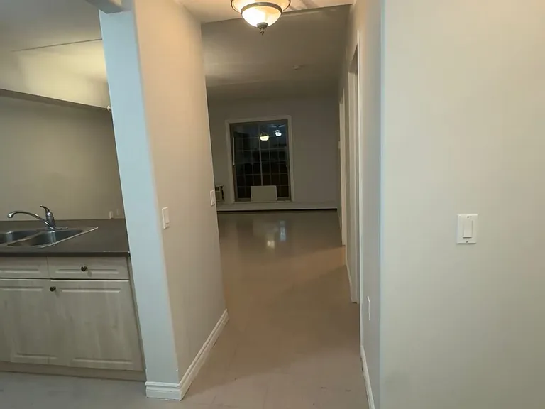 24 Harris Ave #112 — Photo 10