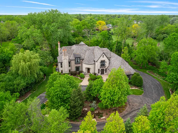 21 Aberdeen Ct, Bannockburn, IL 60015