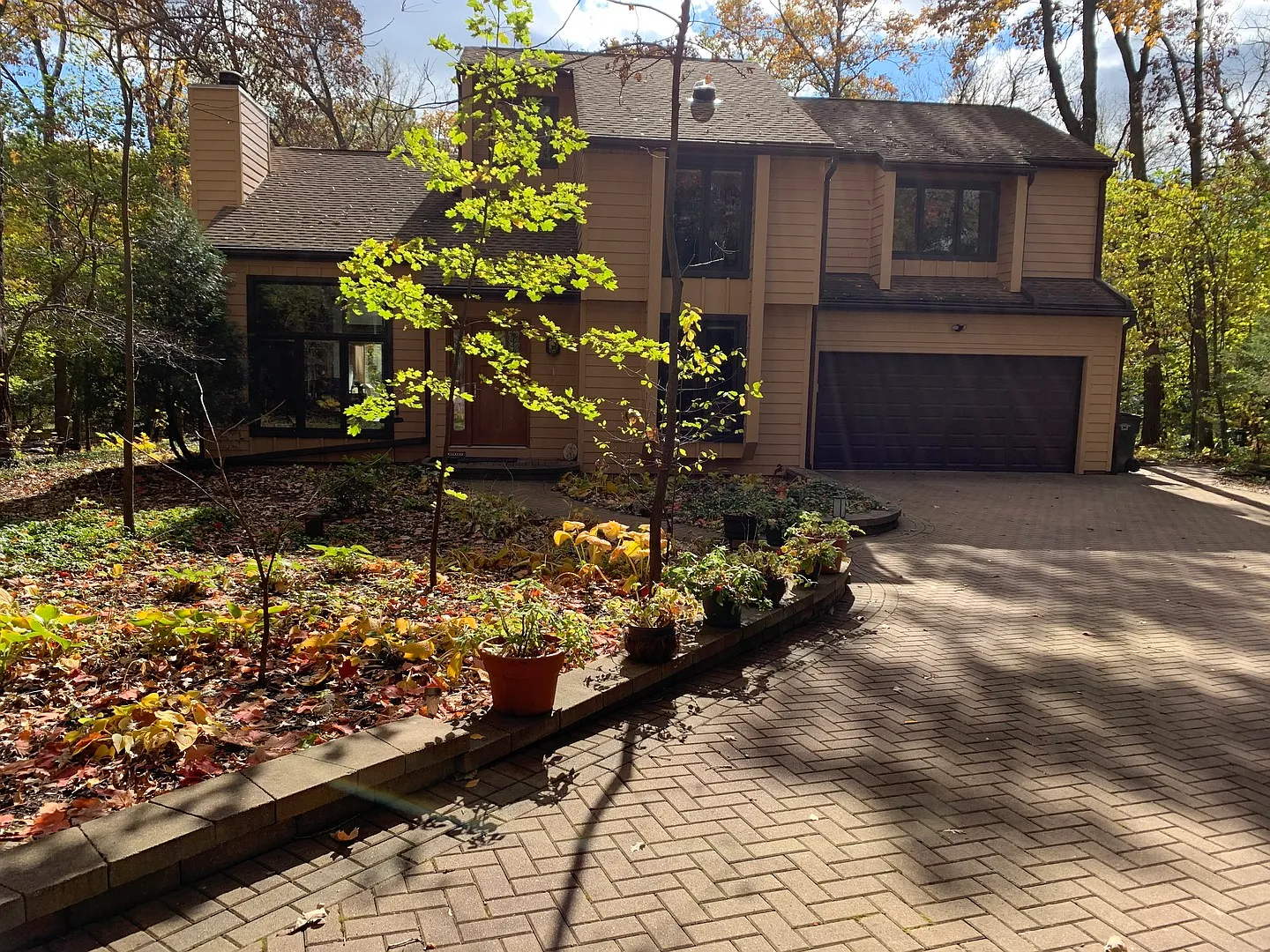 29W357 Oak Ln photo 1