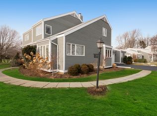 129 Field Point Dr UNIT 129, Fairfield, CT 06824