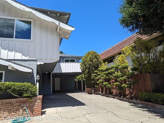 2nd image of 1328 Olive St APT 3