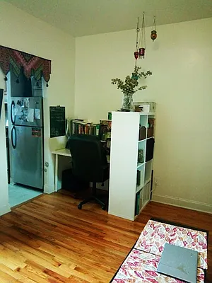 Rented by Lang Realty LLC | media 18