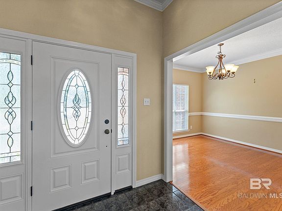 4th image of 7001 Wedgewood Ct