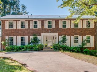 2052 Ridgecrest Cir, Dickson, TN 37055