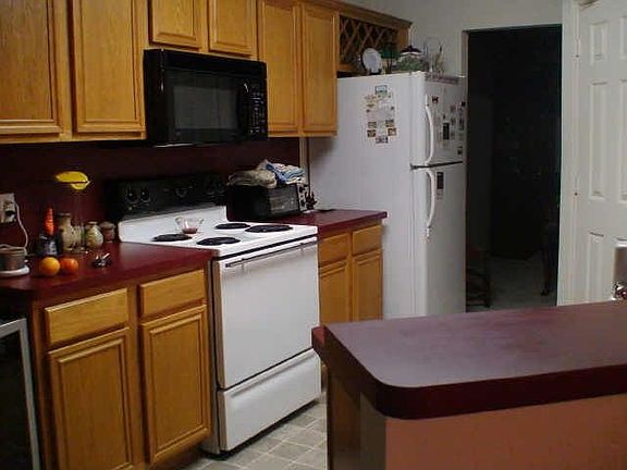 5th image of 738 Grandview Ave