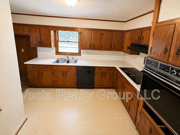 5th image of 3543 Meadowview Ct