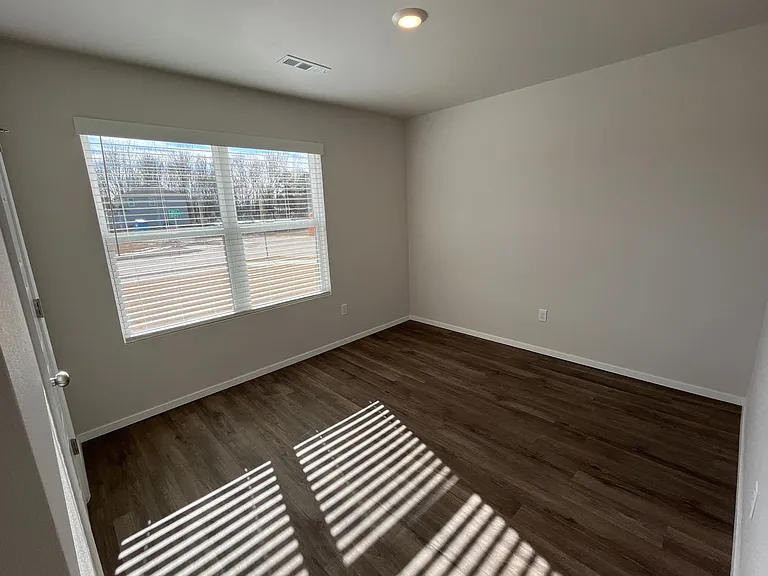 3201 E Jacob Ln — Photo 14