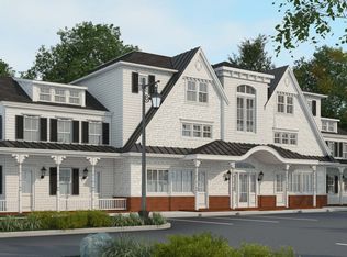 6 Ocean Ave #9, Bay Shore, NY 11706