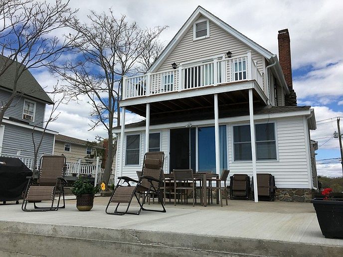 2nd image of 31 Melba St