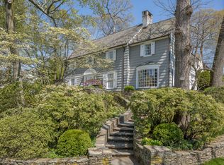 8 Byway, Bronxville, NY 10708