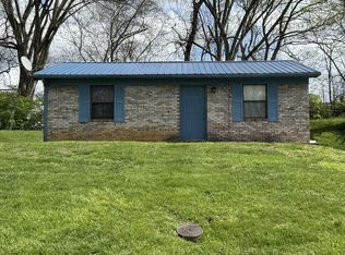 421 Valley St, Morristown, TN 37813