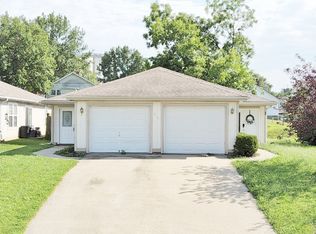 217 W 20th St, Higginsville, MO 64037