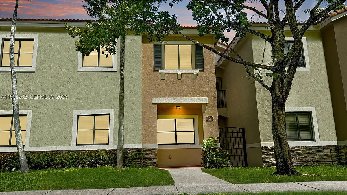 Building Photo - 22631 SW 88th Pl #2-18