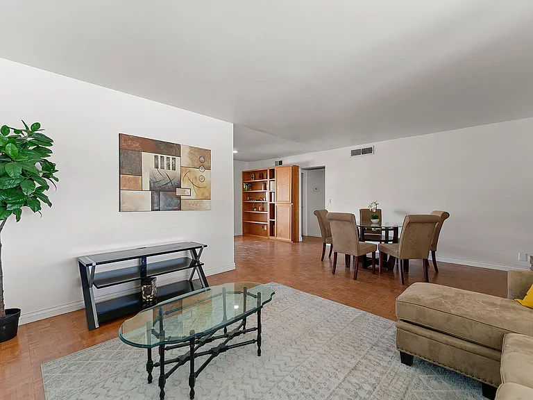 701 N Central Dr #3 — Photo 8
