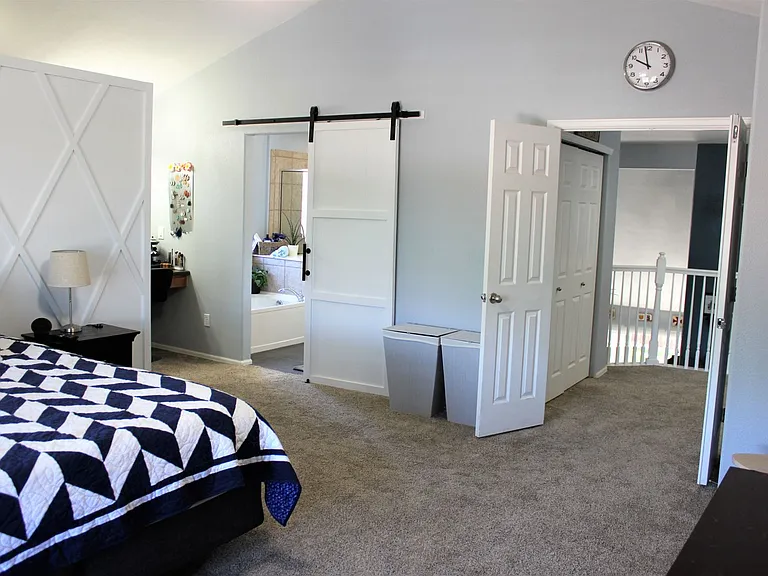 7665 Chancellor Dr — Photo 24