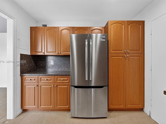 3rd image of 3301 Spanish Moss Ter APT 405