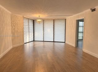 4000 Towerside Ter APT 304, Miami, FL 33138