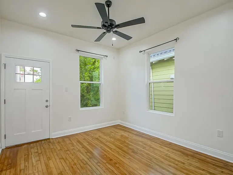 631 S Pierce St — Photo 14