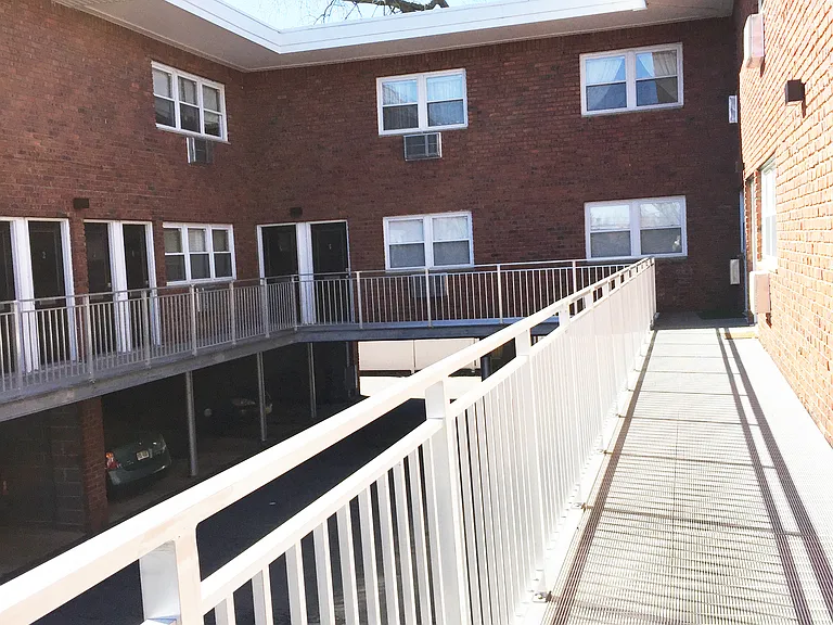 72 E Main St #9 — Photo 11