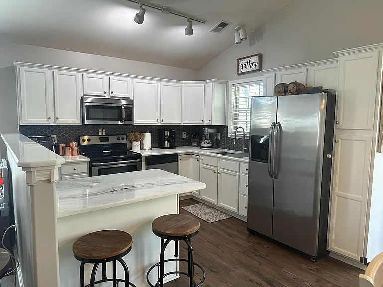2205 Pokeberry Park — Photo 9