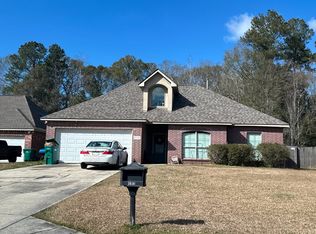 26161 Avoyelles Ave, Denham Springs, LA 70726