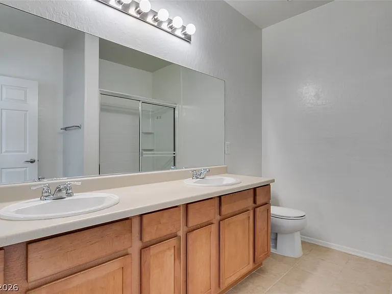 6868 Sky Pointe Dr #2068 — Photo 25