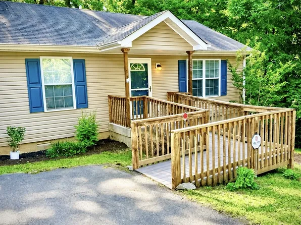 168 Inglewood Dr, Clarksville, TN 37040