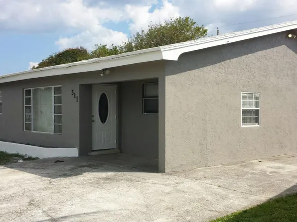 511 W 29th St, Riviera Beach, FL 33404