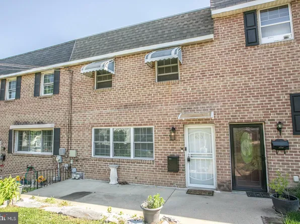 633 E Elm St, Norristown, PA 19401