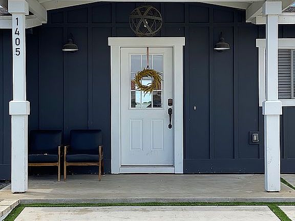 3rd image of 1405 San Simeon St