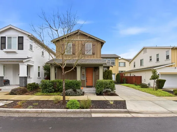 1612 Rose Clover Street, Santa Rosa, CA 95403