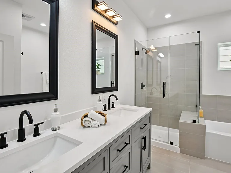 6808 Madrid St — Photo 31