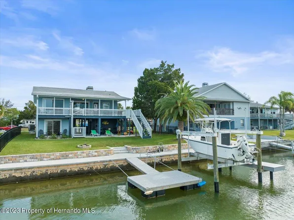 4275 Tahiti Dr, Hernando Beach, FL 34607
