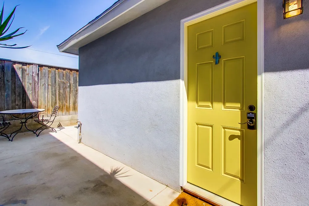 2 bed, 500 sqft, $2,550 — Photo 3