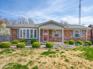 5507 Landcross Dr, Louisville, KY 40216