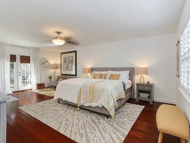 4014 W Palmira Ave — Photo 23