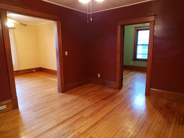 2713 Delaware St SE — Photo 7