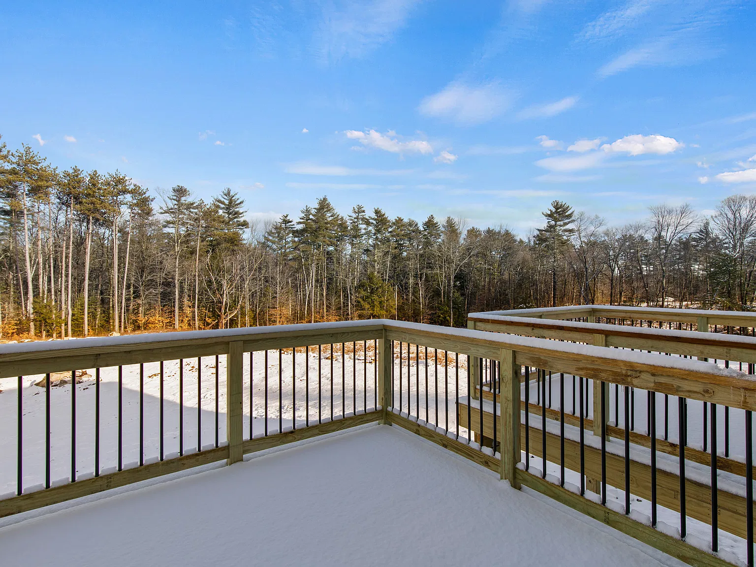 3 bed, 2.5 bath, 1400 sqft, $2,800 — Photo 4