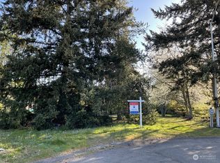1105 132nd St S, Tacoma, WA