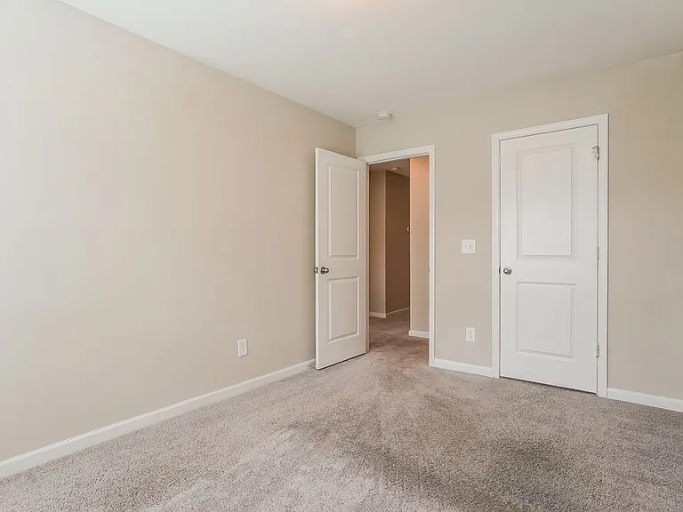 542 Landing View Dr — Photo 15